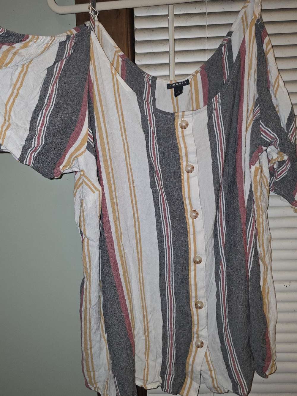 TORRID Off-Shoulder Striped Button-Front Top in White, Gray & Mustard Sz 5